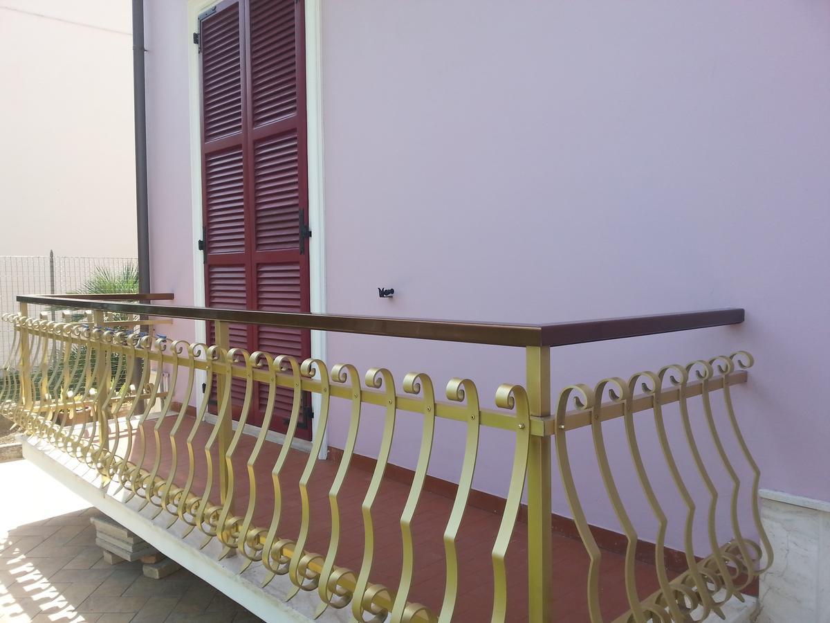 B&B Civico22 Civitanova Marche Exteriör bild
