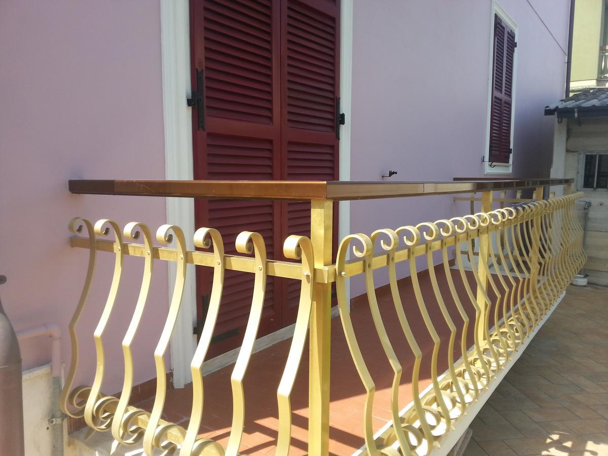 B&B Civico22 Civitanova Marche Exteriör bild